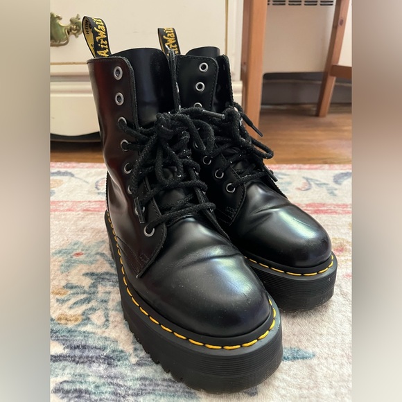 Dr.Martens Jadon Smooth Leather Platform Boots - Picture 5 of 9